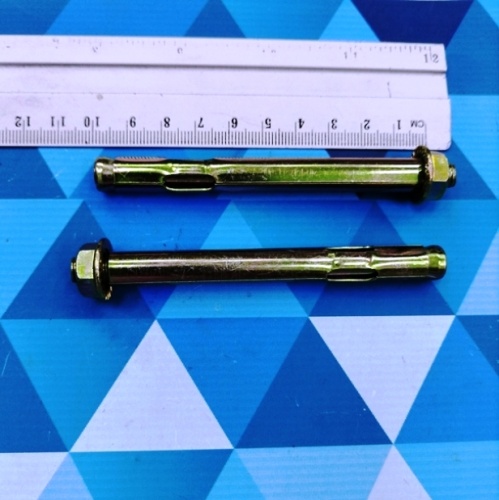 Анкерный болт М10х10х97   (с гайкой)