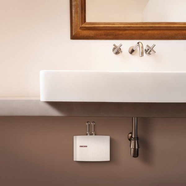 Электрический проточный водонагреватель Stiebel Eltron EIL 7 Premium