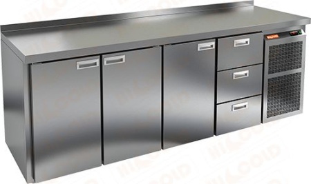 Стол морозильный  HICOLD  BN 1113 BR2 BT