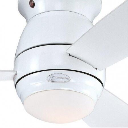 Вентилятор с подсветкой Westinghouse Halley White